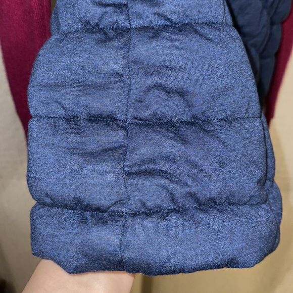 Chico’s 1 (8-10) Blue Water Resistant Knit Puffer Insulated Full Zip Vest - Picture 6 of 16